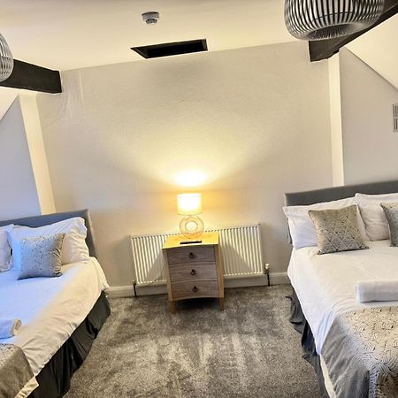 Shm Stays Solihull Hs2 Nec Airport Nr M6 M40 M42 Great For Long & Short Stays 15 Min Walk To Train Station 5 Min Drive To Town Centre Outside Bus Stops & Supermarket Free Parking 外观 照片